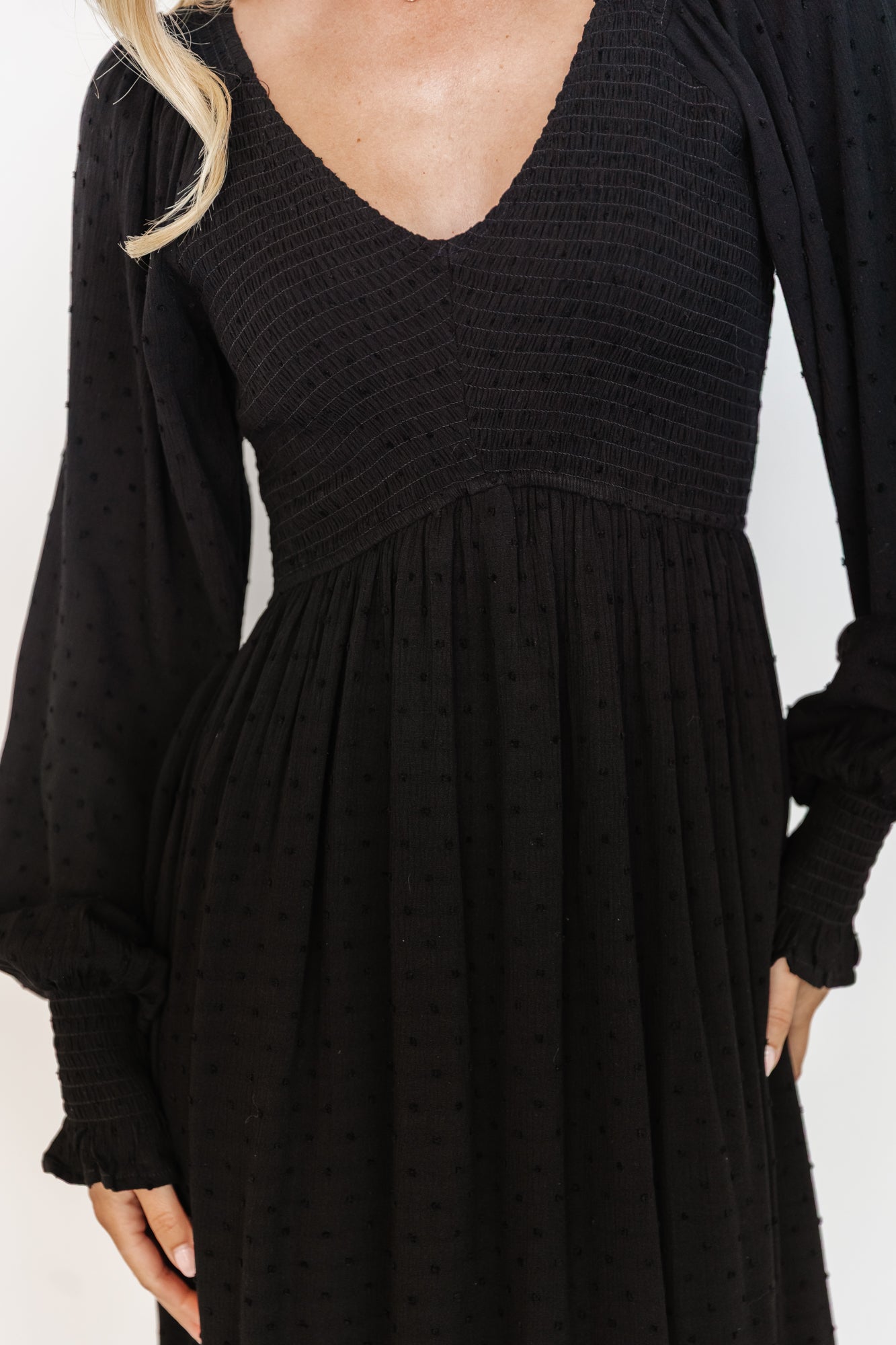 Lainey Smocked Dotted Midi Dress | Black - Image 2