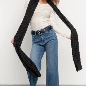 Sarah Chunky Knit Scarf | Black