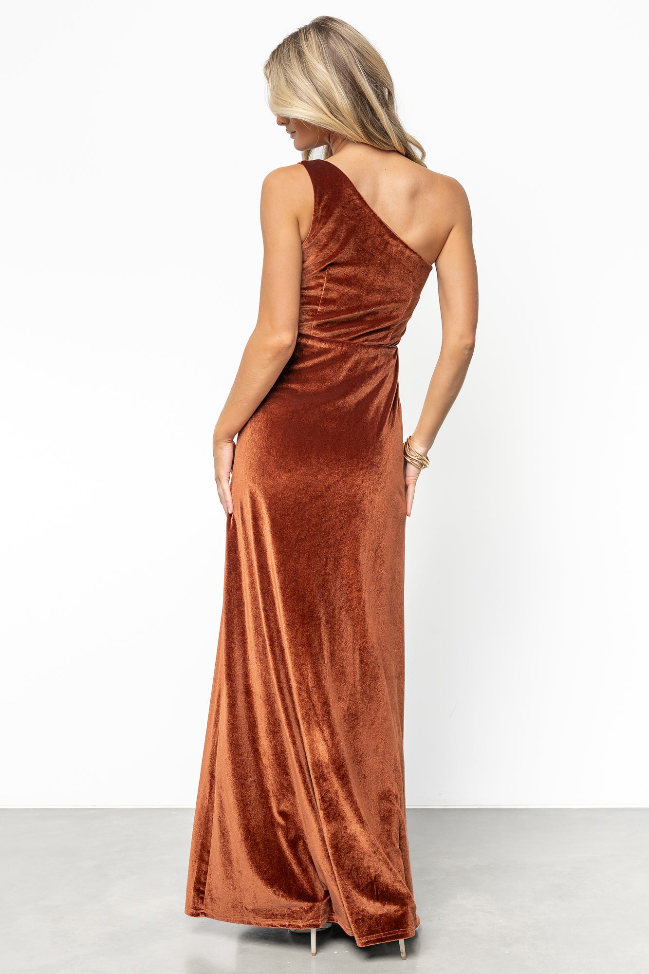 Tatiana Velvet One Shoulder Maxi Dress | Bronze - Image 4