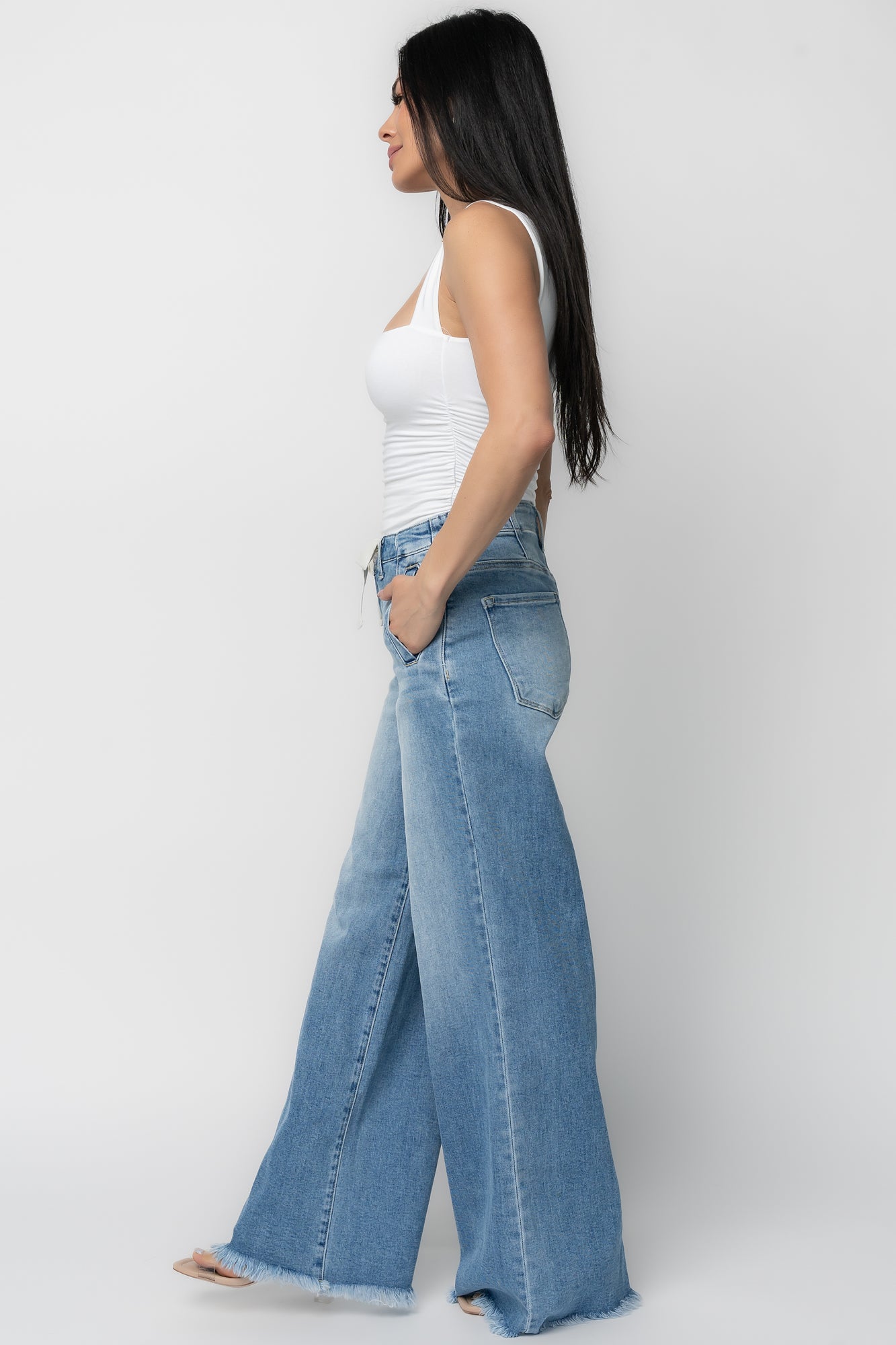 Jardin High Rise Wide Leg Jeans | Mid Wash - Image 5