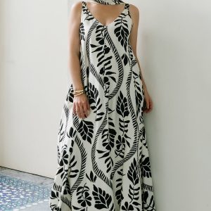 Sofía Maxi Dress | Ivory + Black