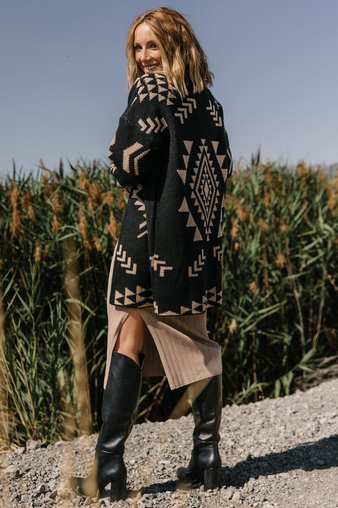 Hays Oversized Cardigan | Black + Tan - Image 3