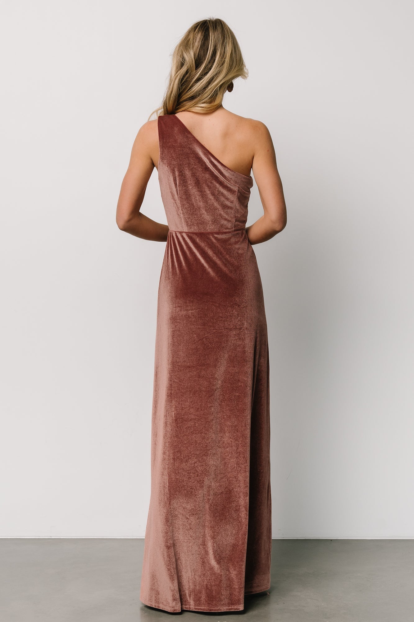 Tatiana Velvet One Shoulder Maxi Dress | Rose - Image 5