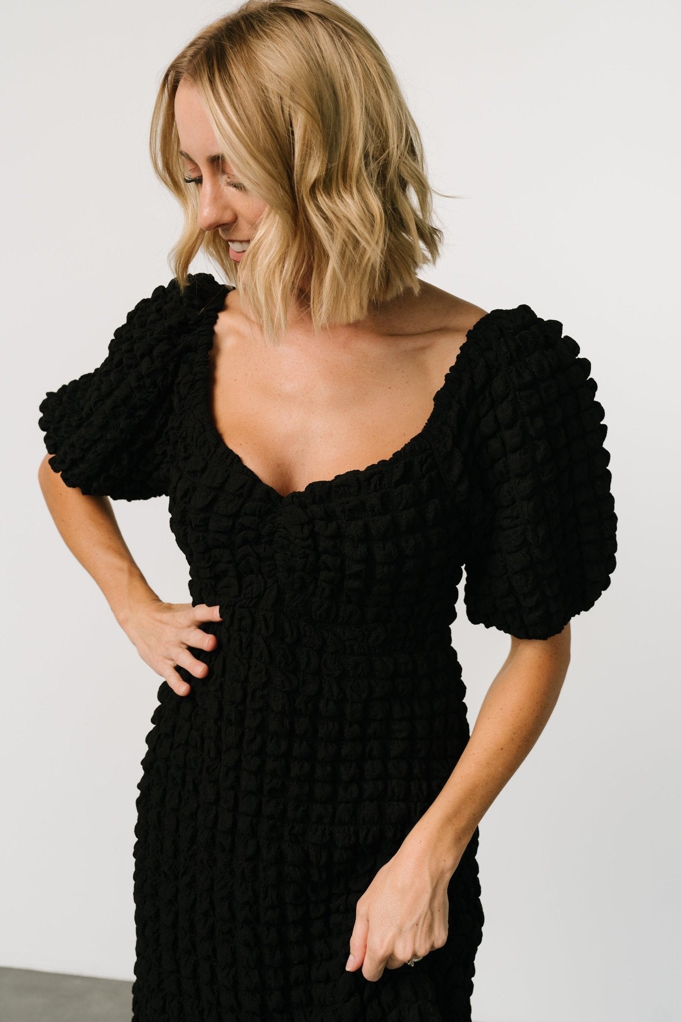 Therese Textured Dress | Black - Image 2